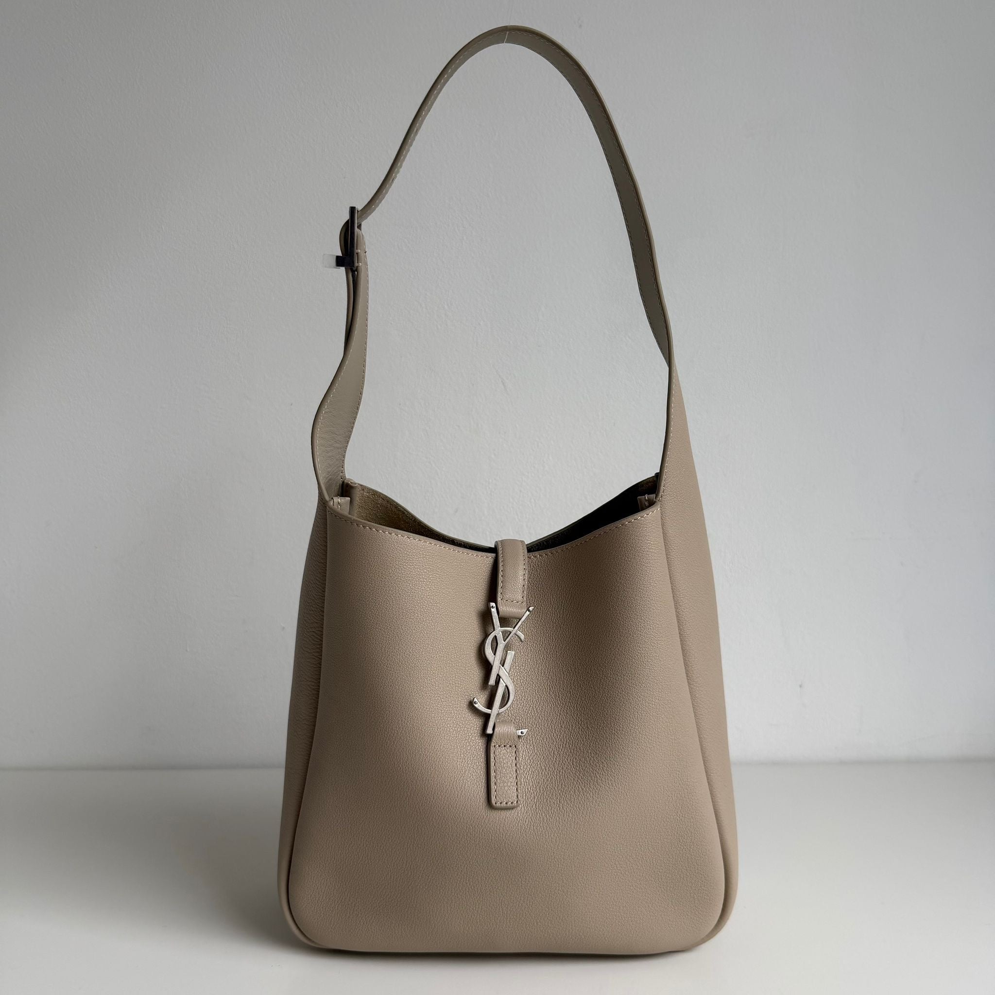 Saint Laurent Le 5 À 7
