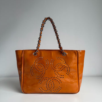 Chanel Shopper