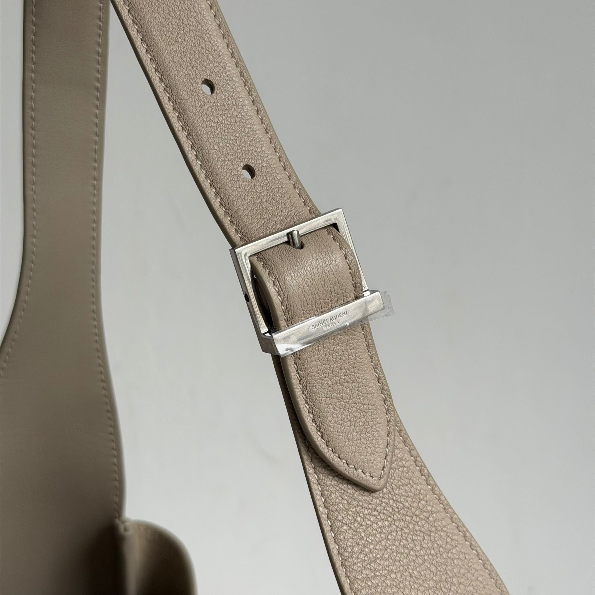 Saint Laurent Le 5 À 7