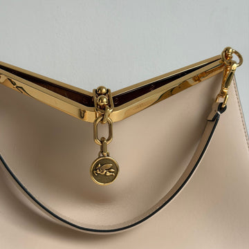 Etro Vela