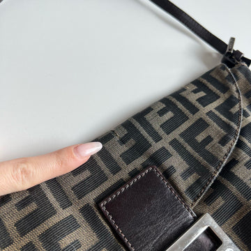 Fendi Baguette