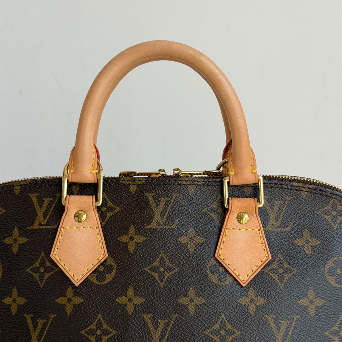 Louis Vuitton Alma