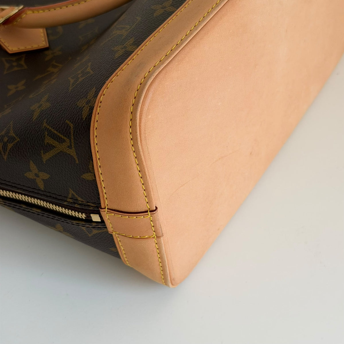 Louis Vuitton Alma