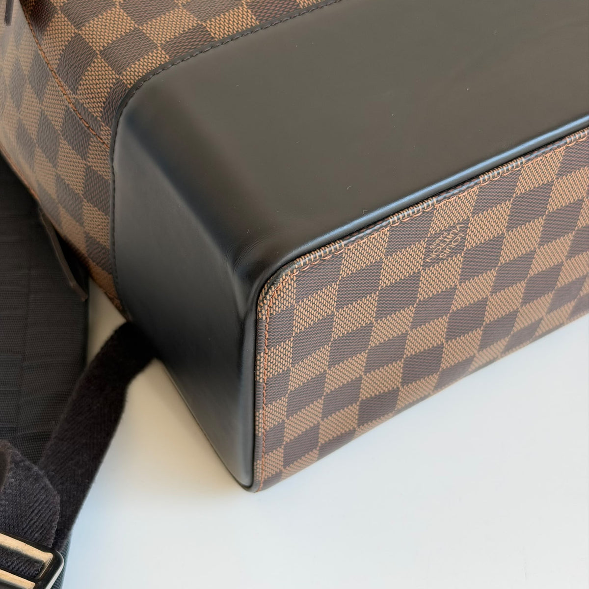 Louis Vuitton Jake