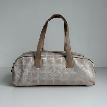 Chanel Bauletto