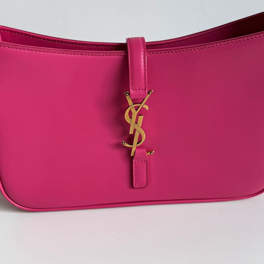 Saint Laurent Le 5 à 7