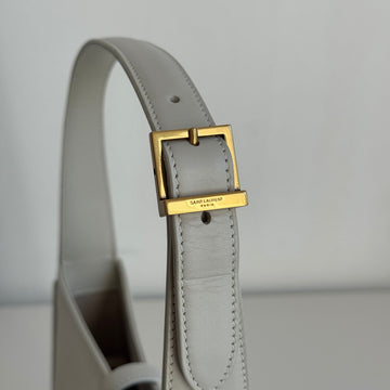 Saint Laurent 5 à 7