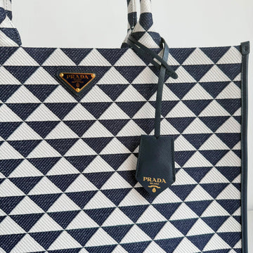 Prada Symbole
