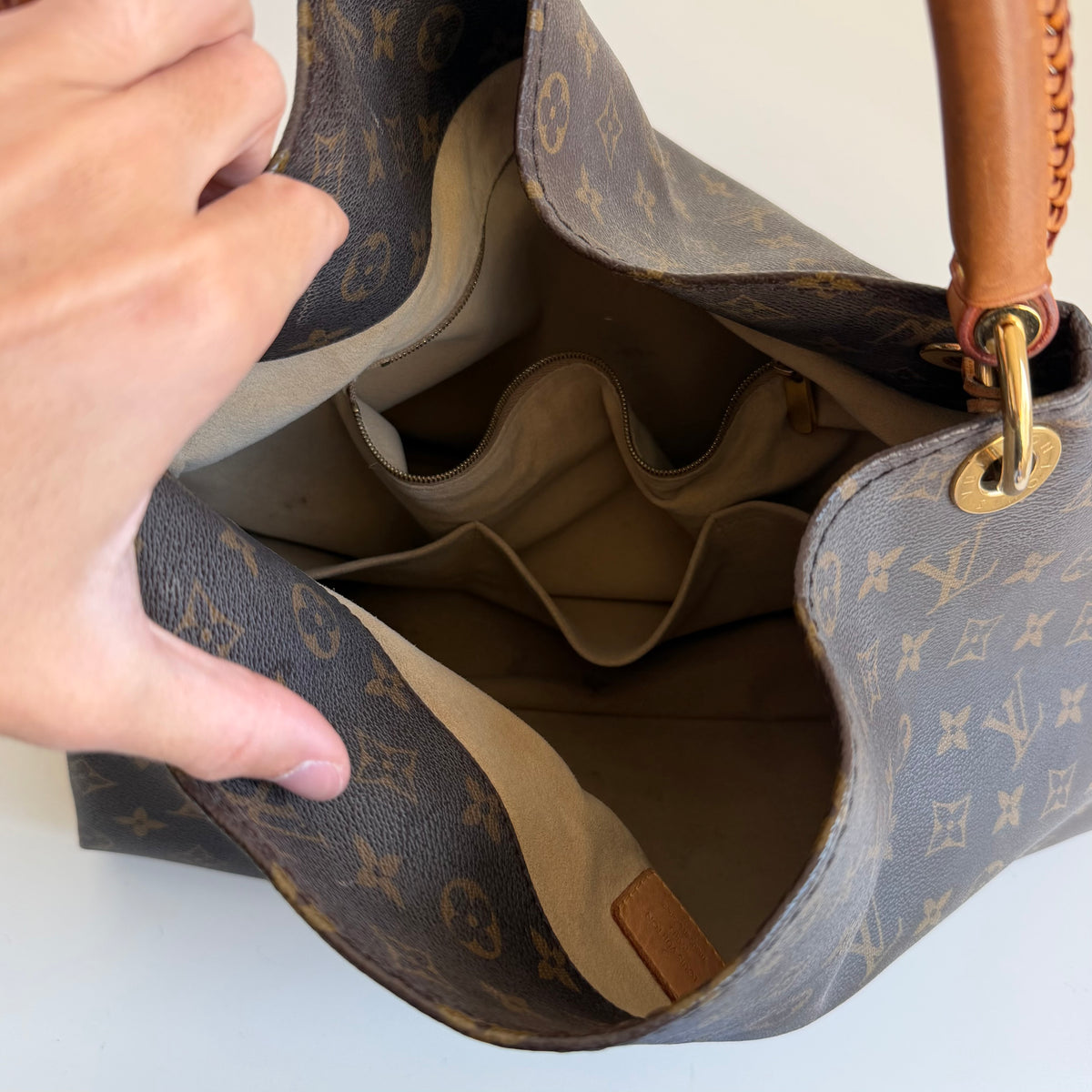 Louis Vuitton Artsy