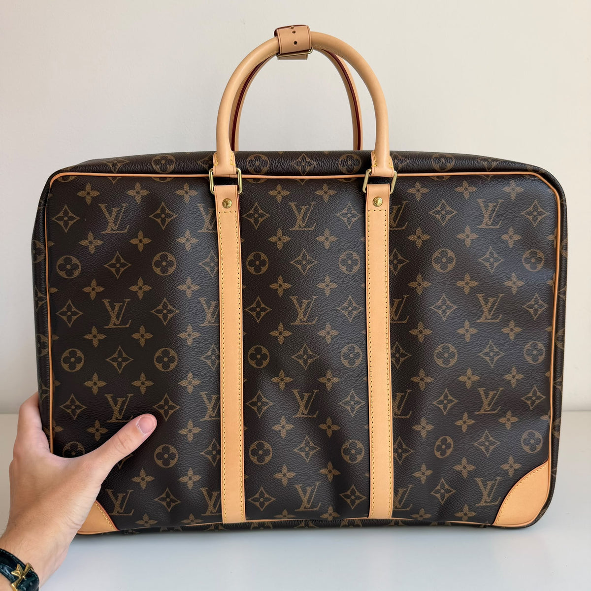 Louis Vuitton Sirius