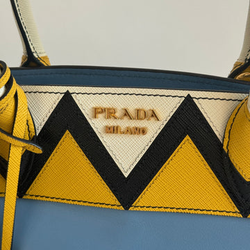 Prada Esplanade