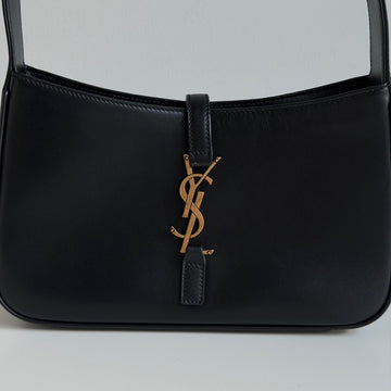Saint Laurent Le 5 à 7