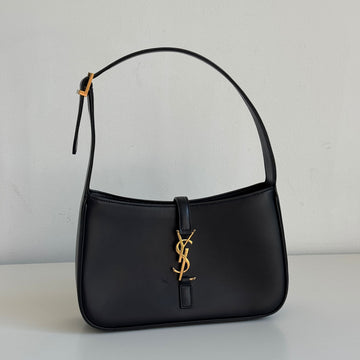 Saint Laurent Le 5 à 7
