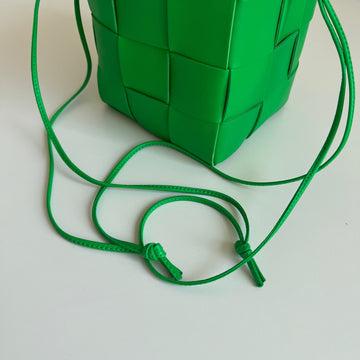 Bottega Veneta Bucket