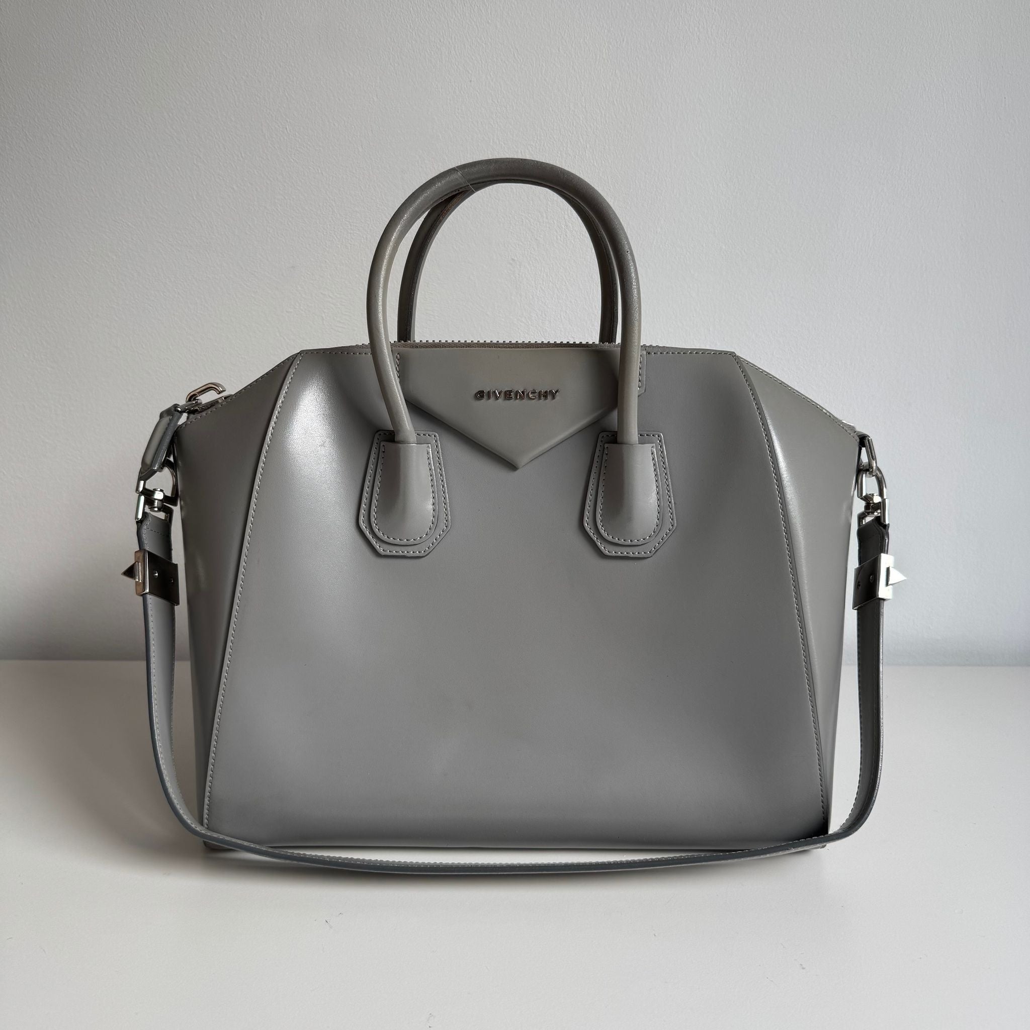 Givenchy Antigona