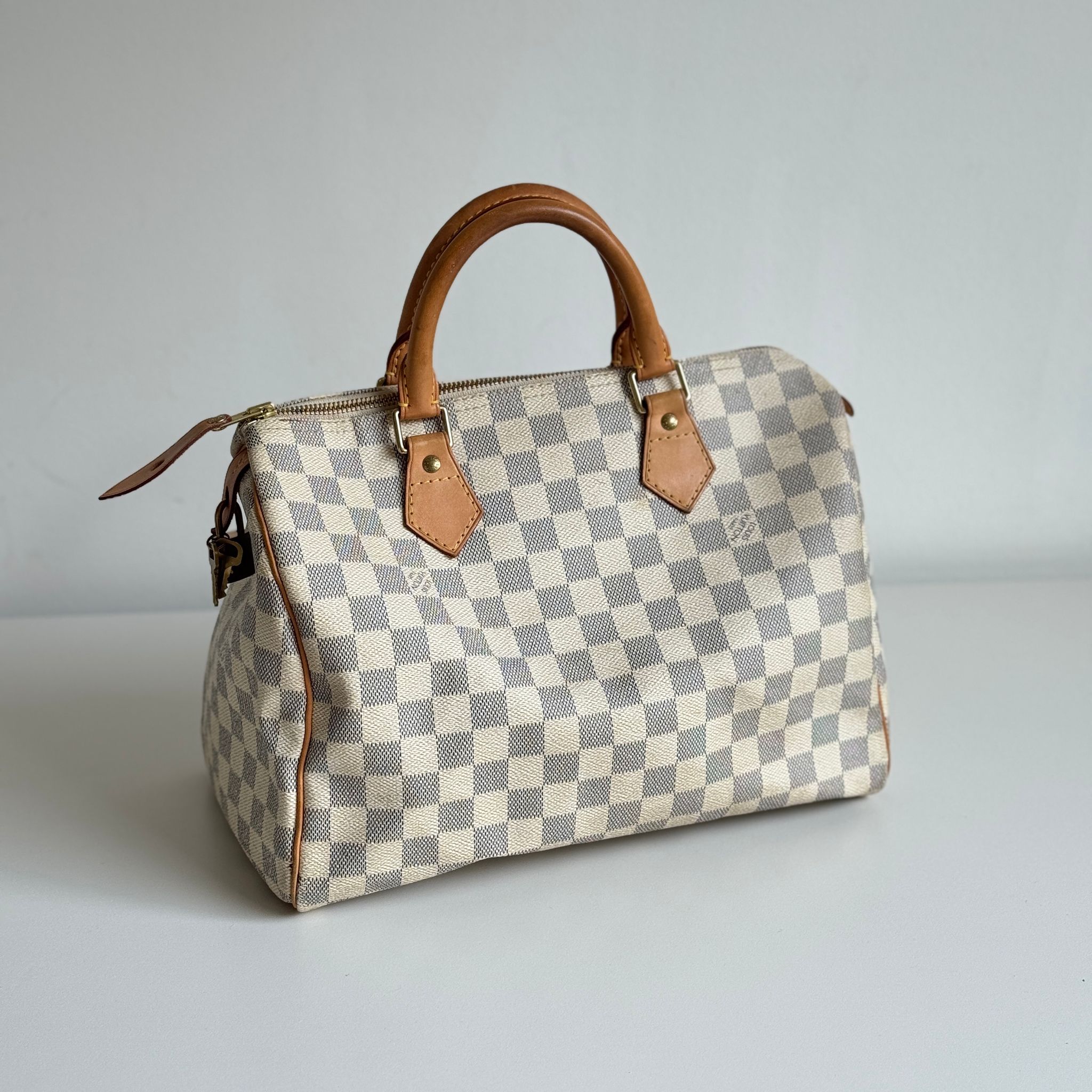Louis Vuitton Speedy