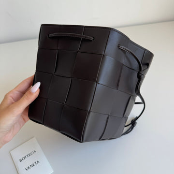 Bottega Veneta Bucket