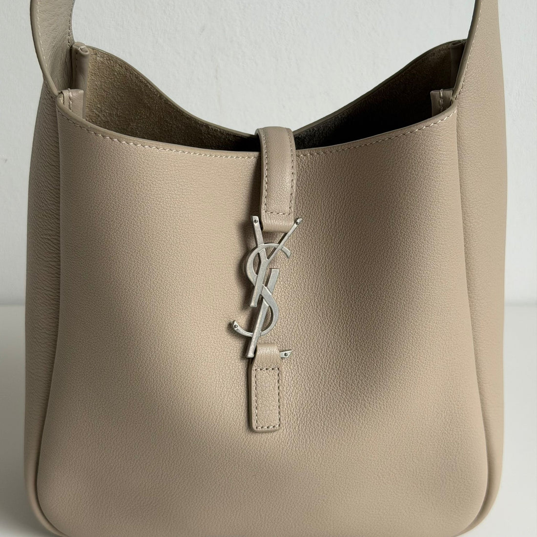 Saint Laurent Le 5 À 7