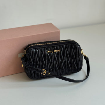 Miu Miu Pochette
