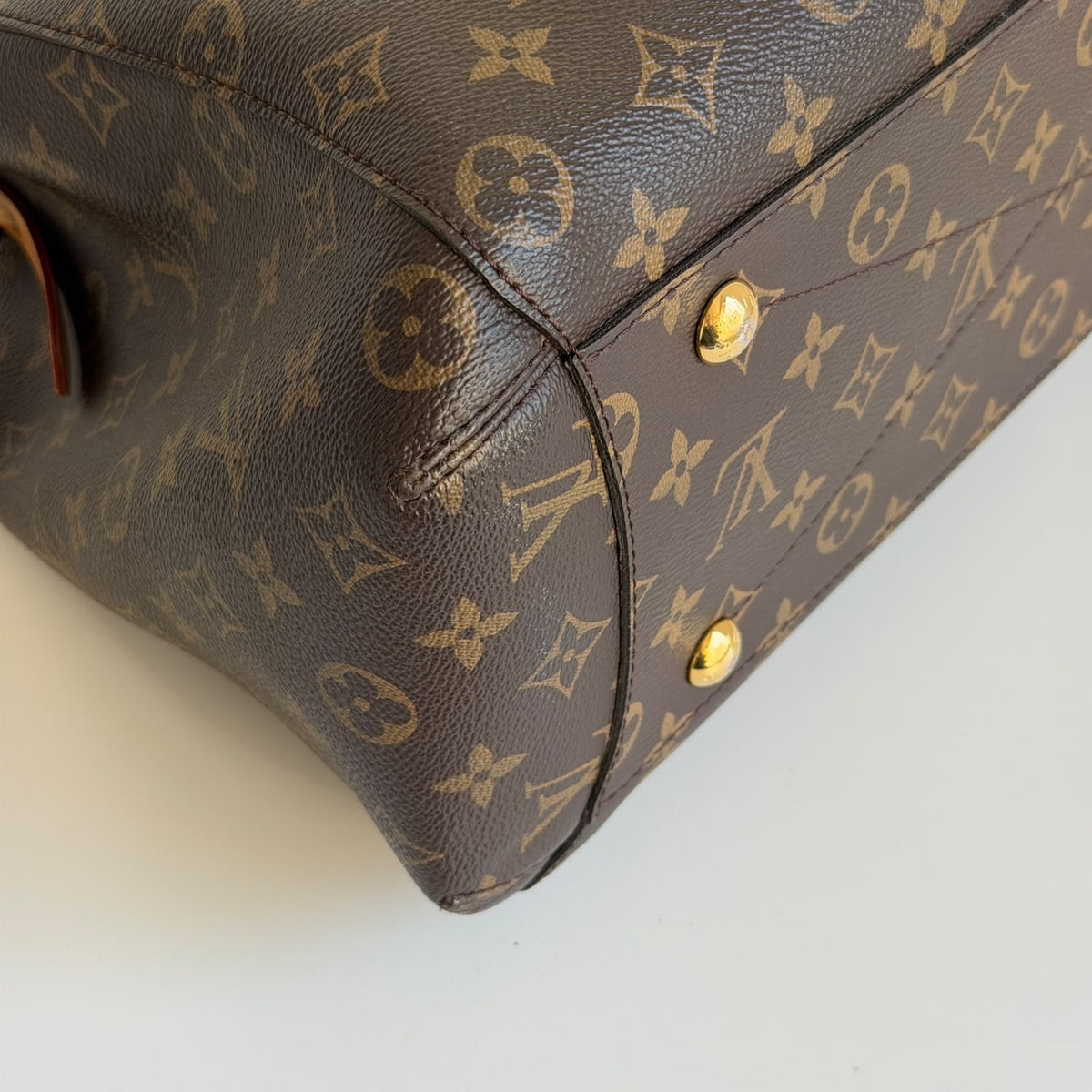 Louis Vuitton Montaigne