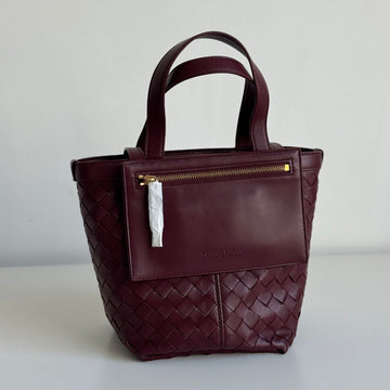 Bottega Veneta Flip Flap