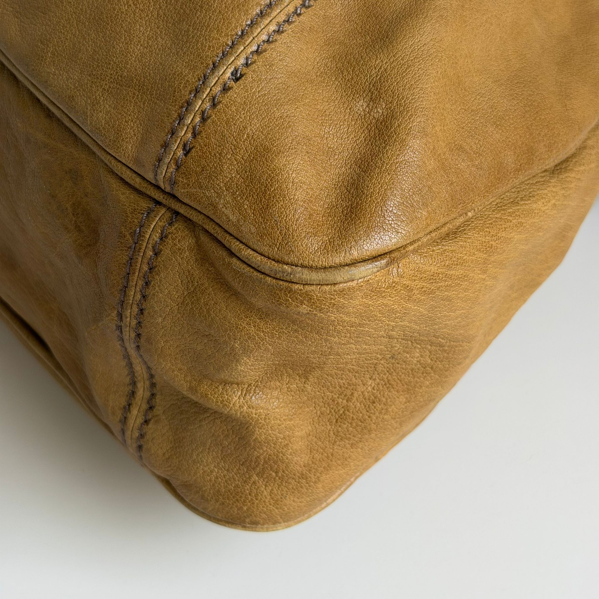 Valentino Hobo