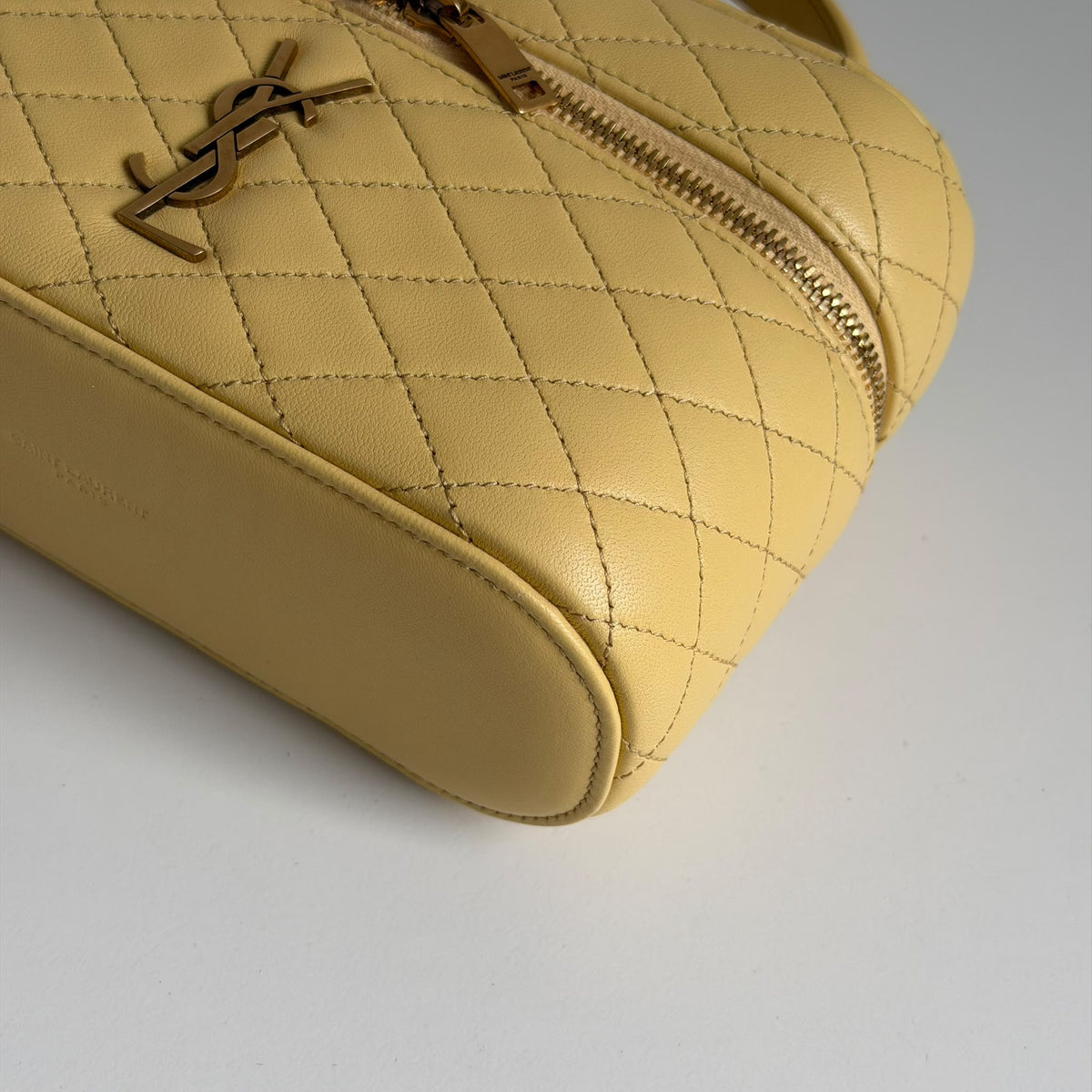 Saint Laurent Vanity