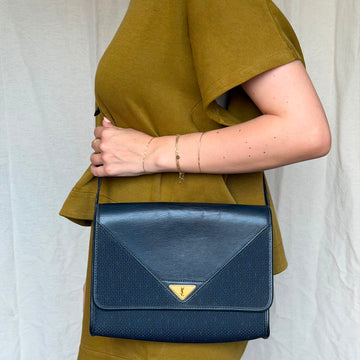 Saint Laurent postina
