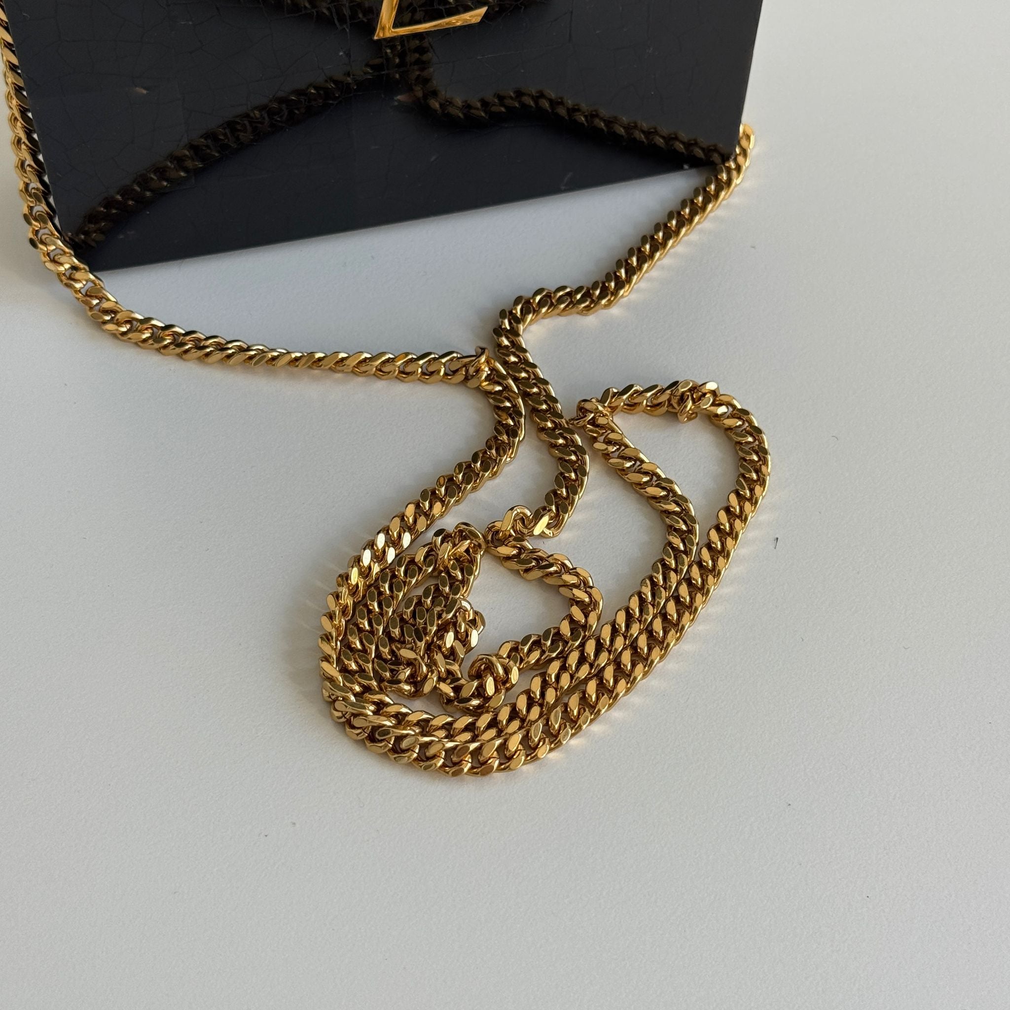 Saint Laurent Minaudiere