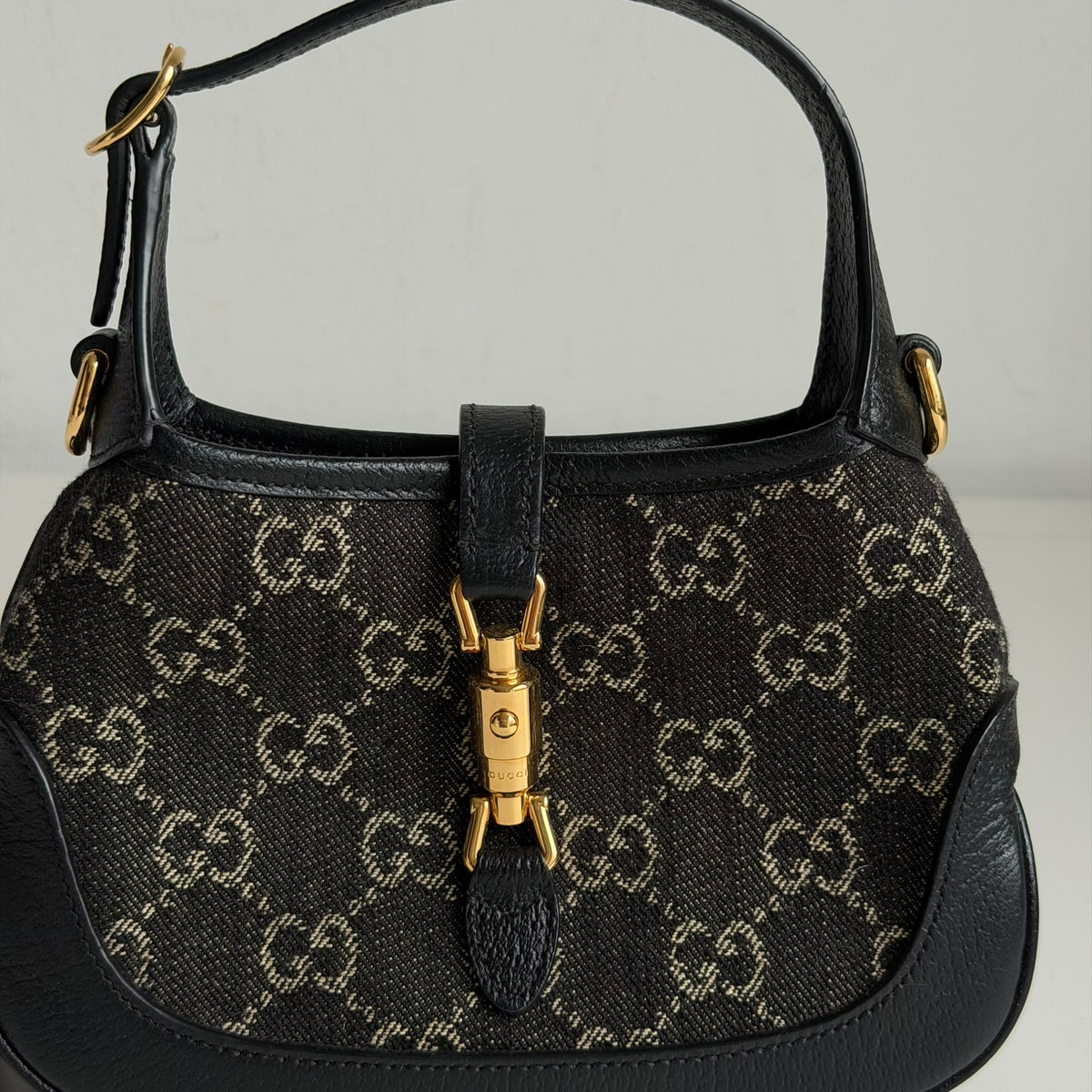 Gucci Jackie