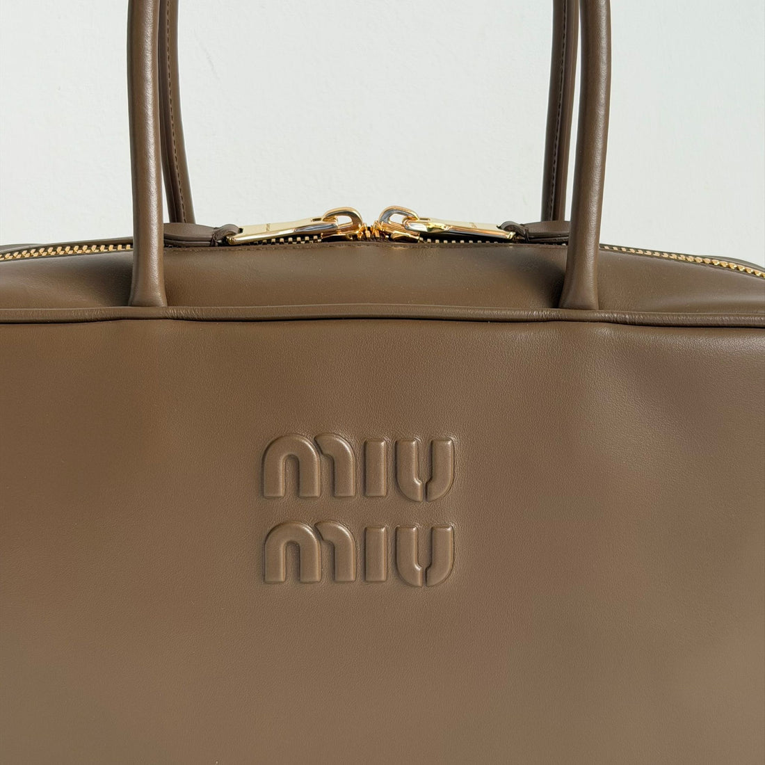 Miu Miu Beau