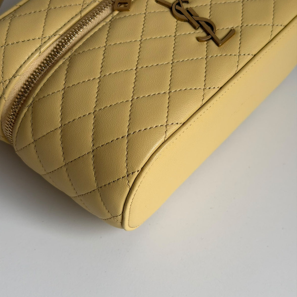 Saint Laurent Vanity