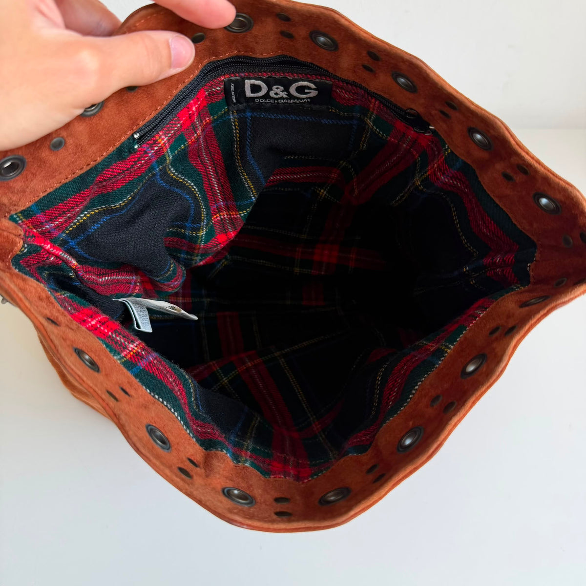 D&G suede