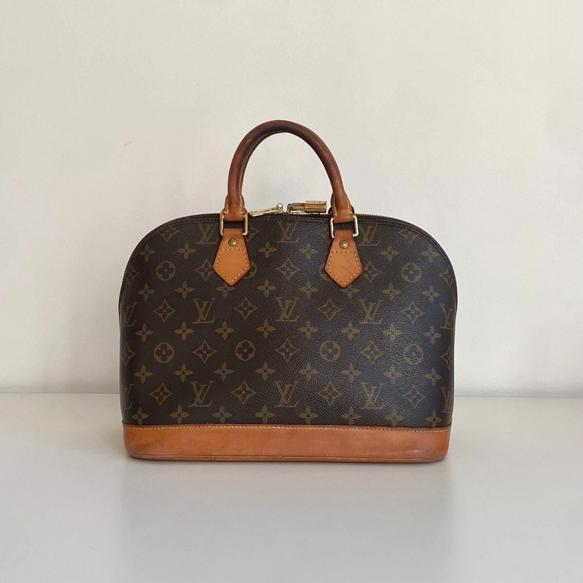 Louis Vuitton Alma