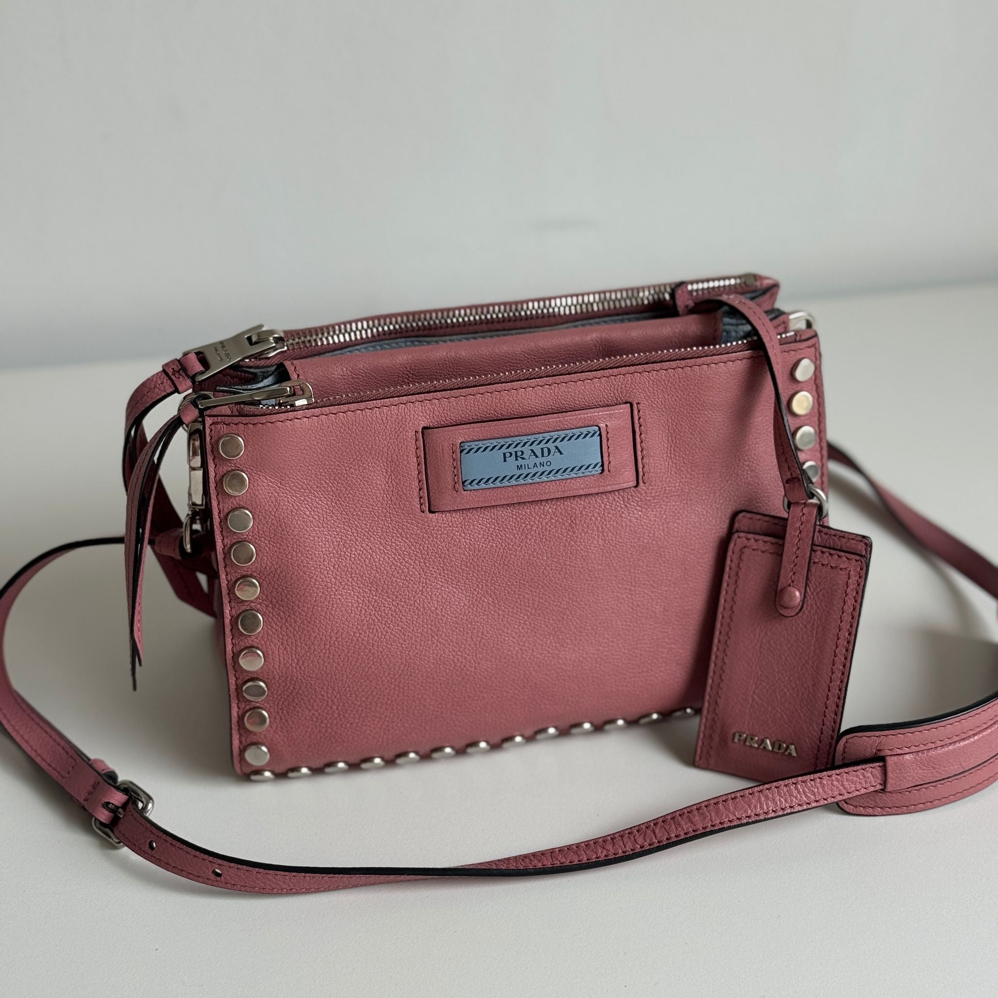 Prada Etiquette