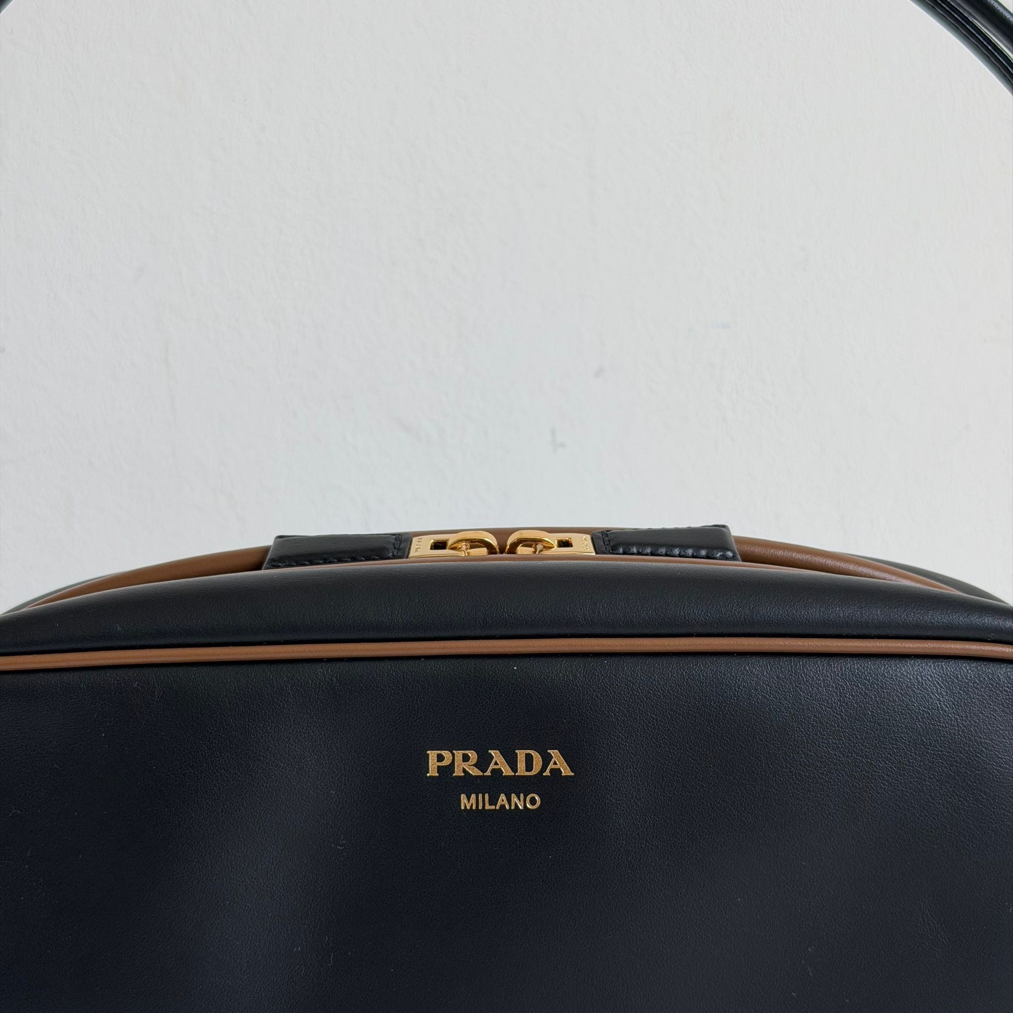 Prada Swing
