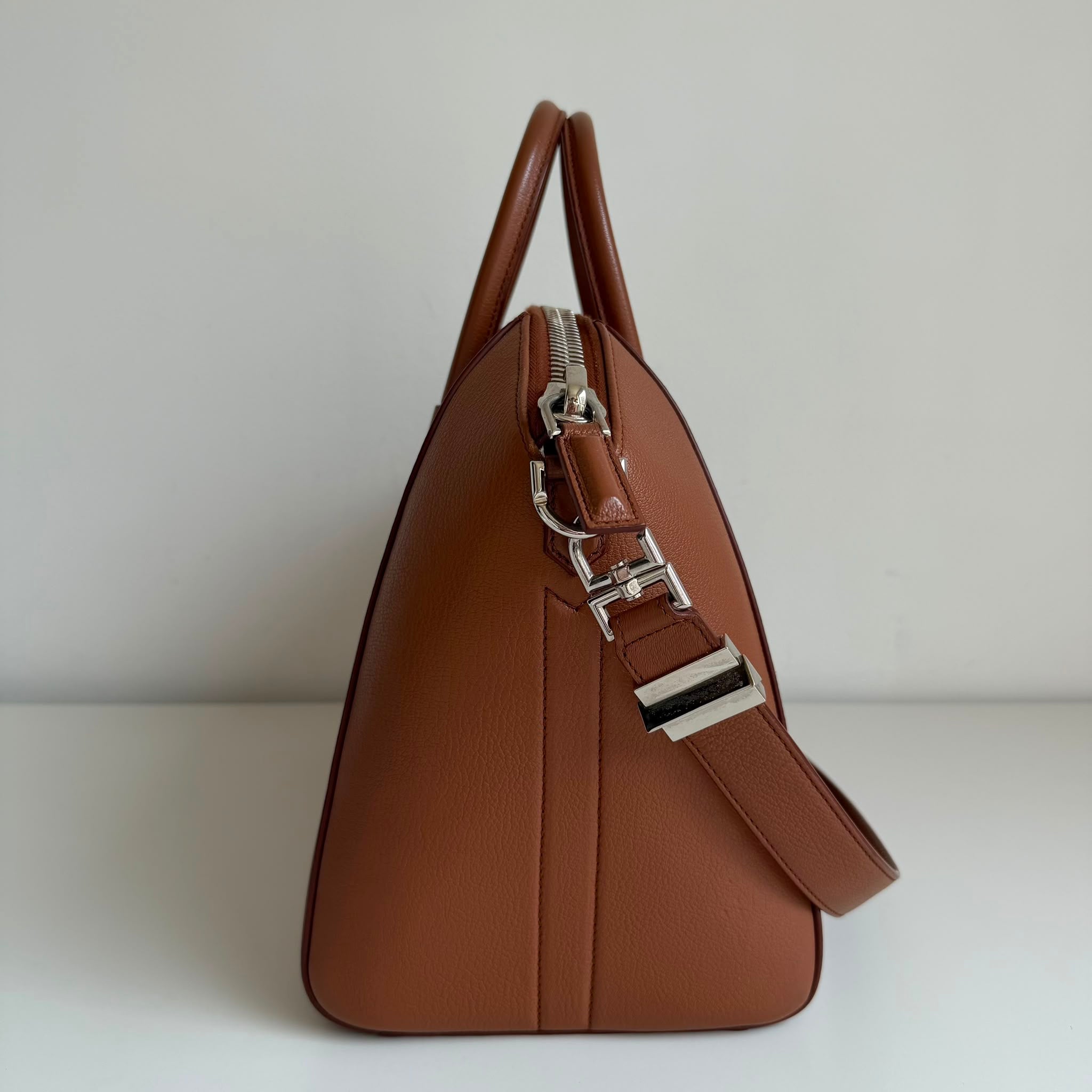 Givenchy Antigona