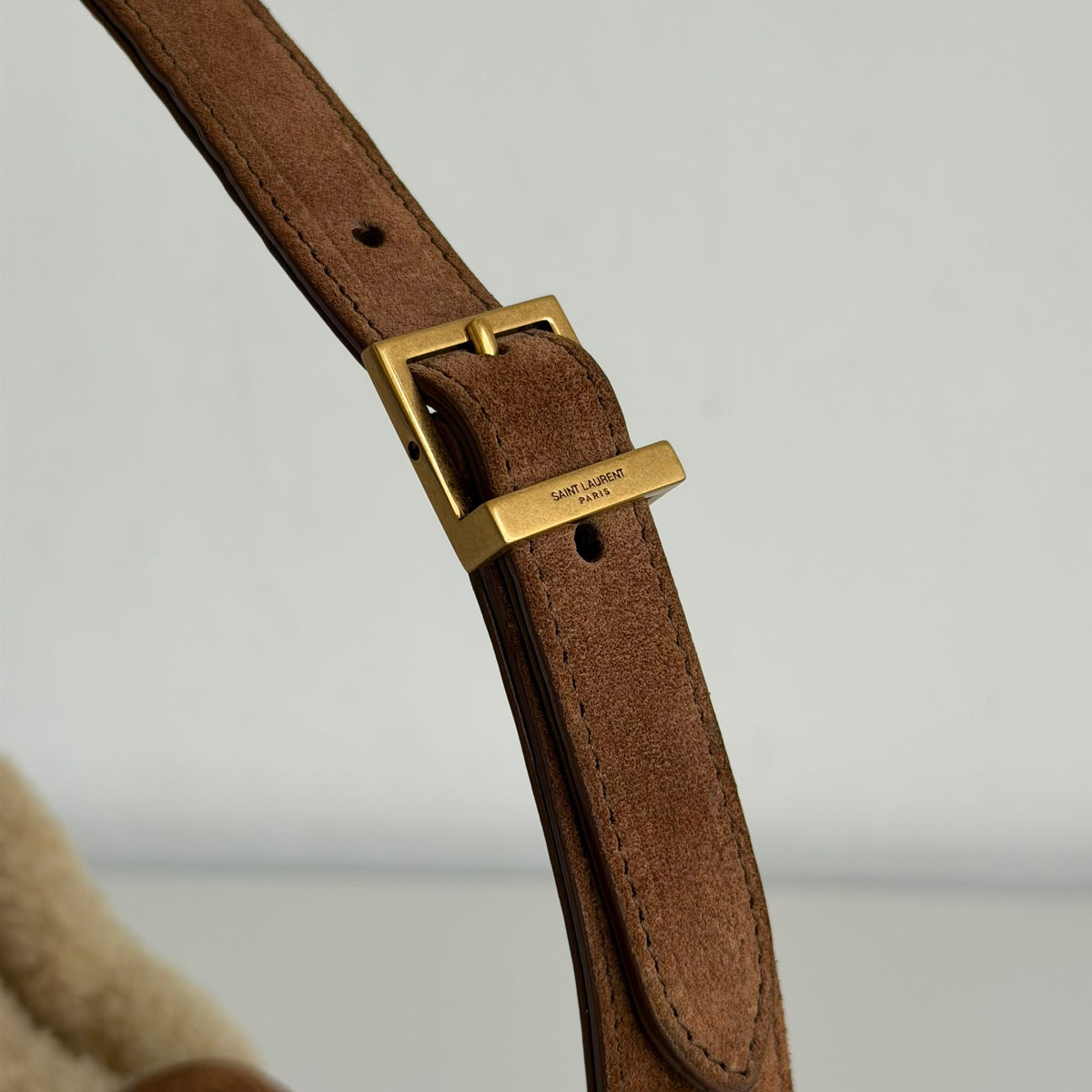 Saint Laurent 5 à 7