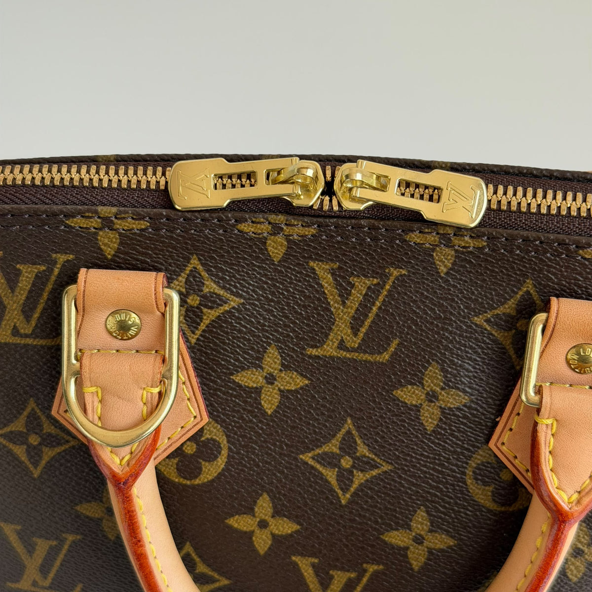 Louis Vuitton Alma