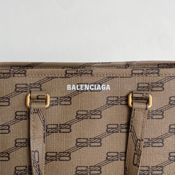 Balenciaga Signature