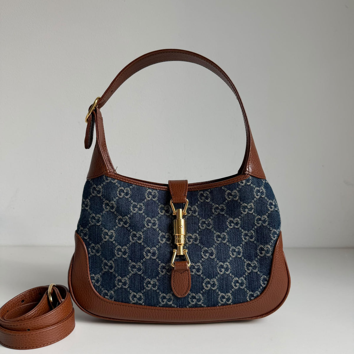 Gucci Jackie
