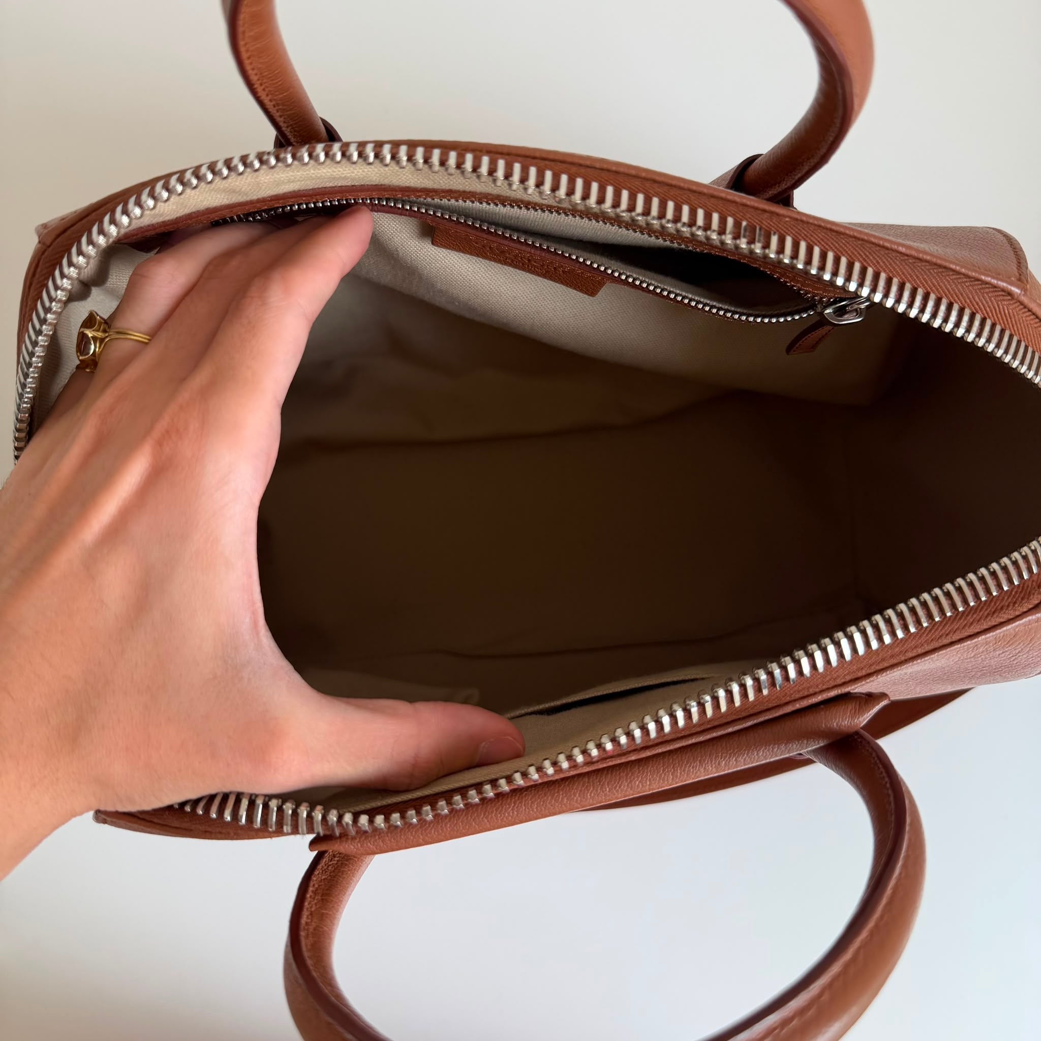 Givenchy Antigona