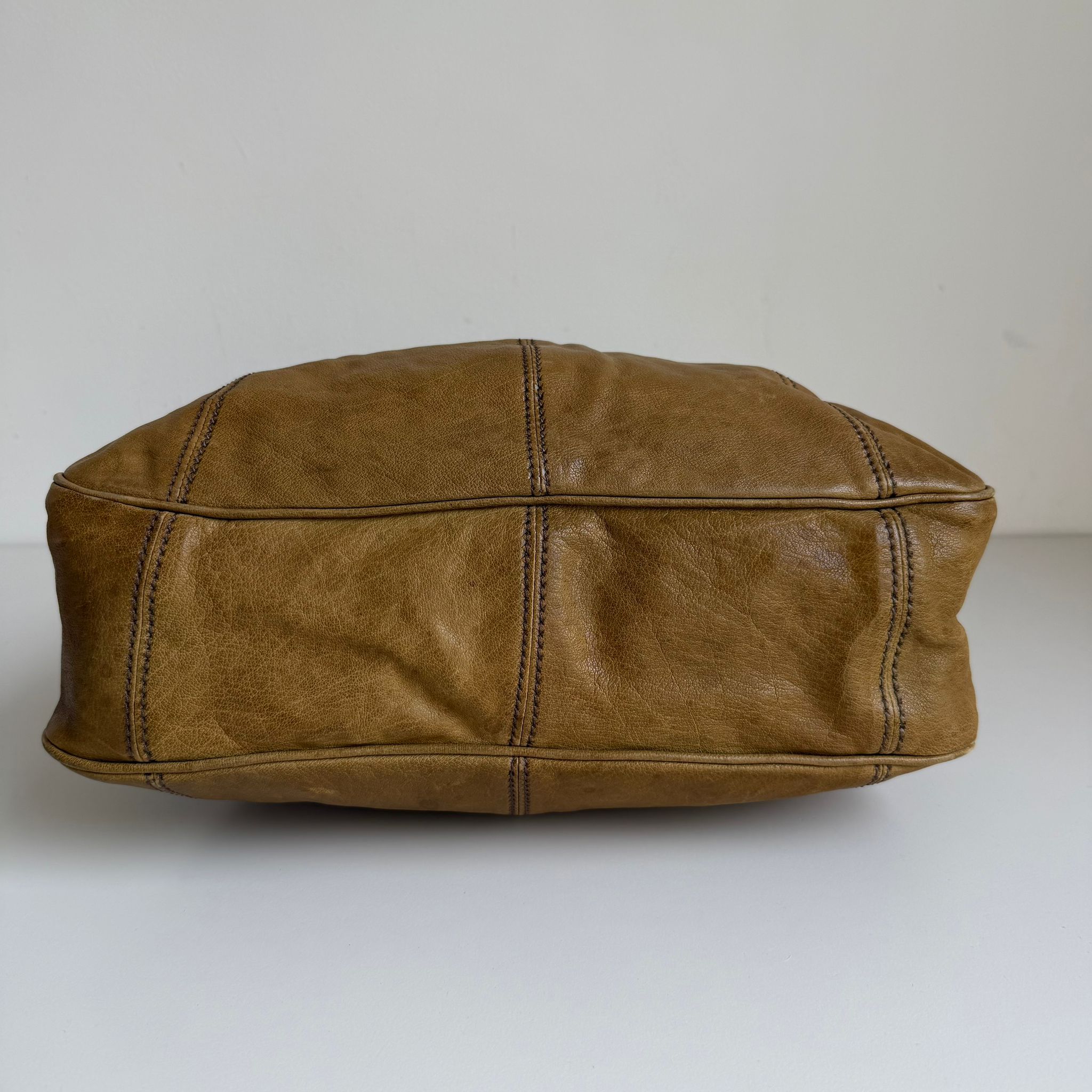 Valentino Hobo