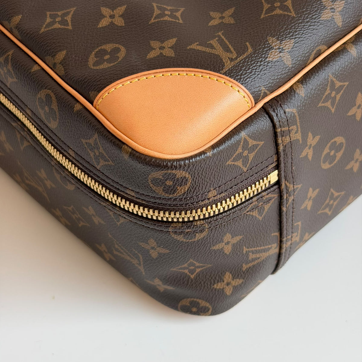 Louis Vuitton Sirius