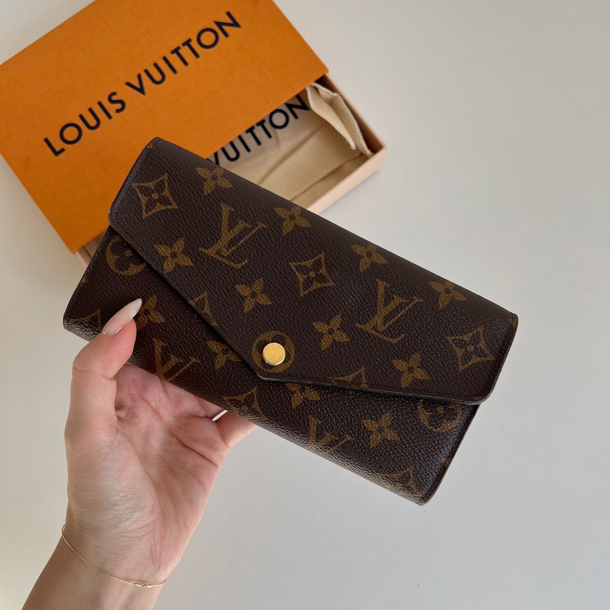 Louis Vuitton Sarah