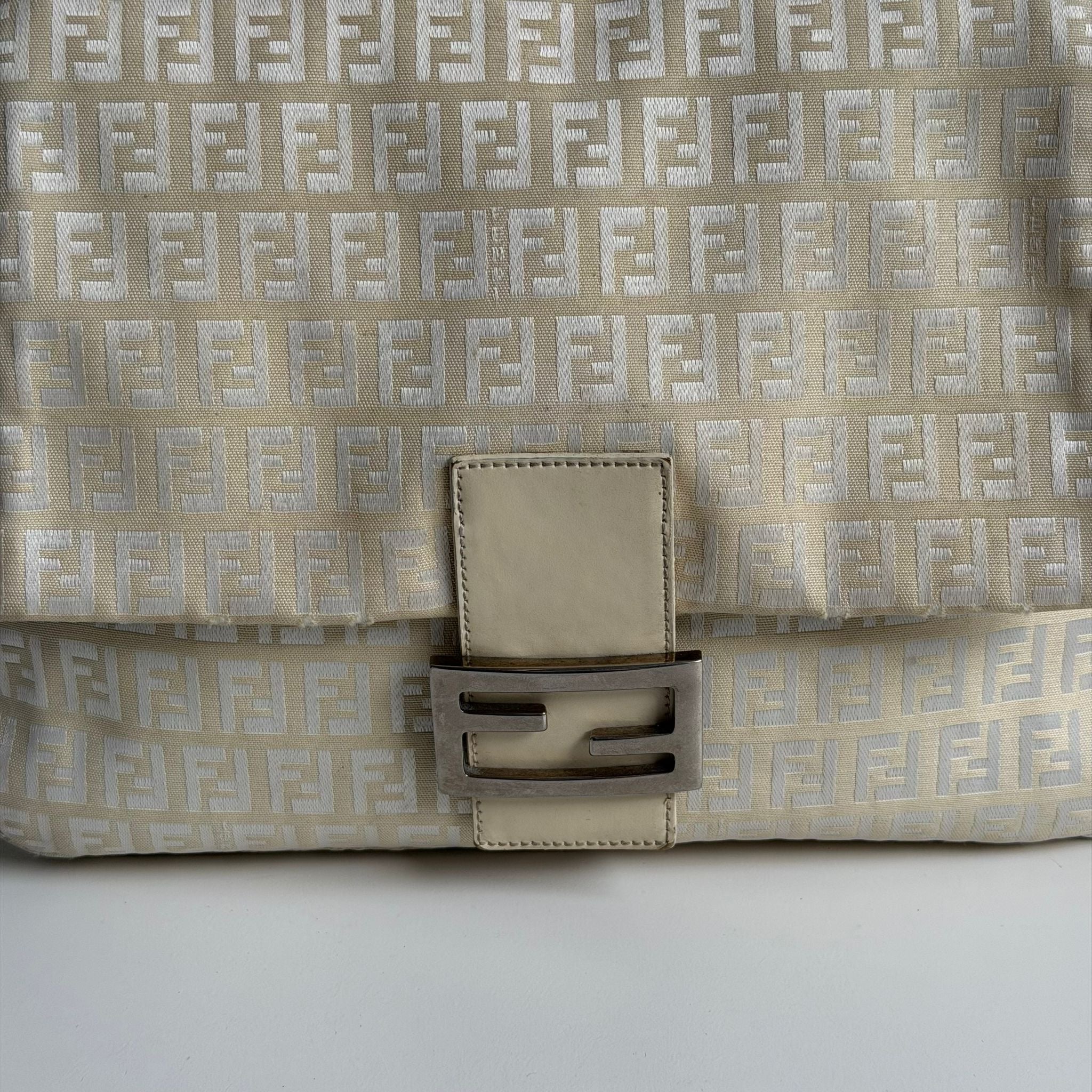 Fendi Baguette
