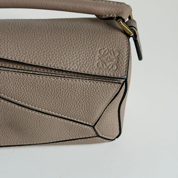 Loewe Puzzle