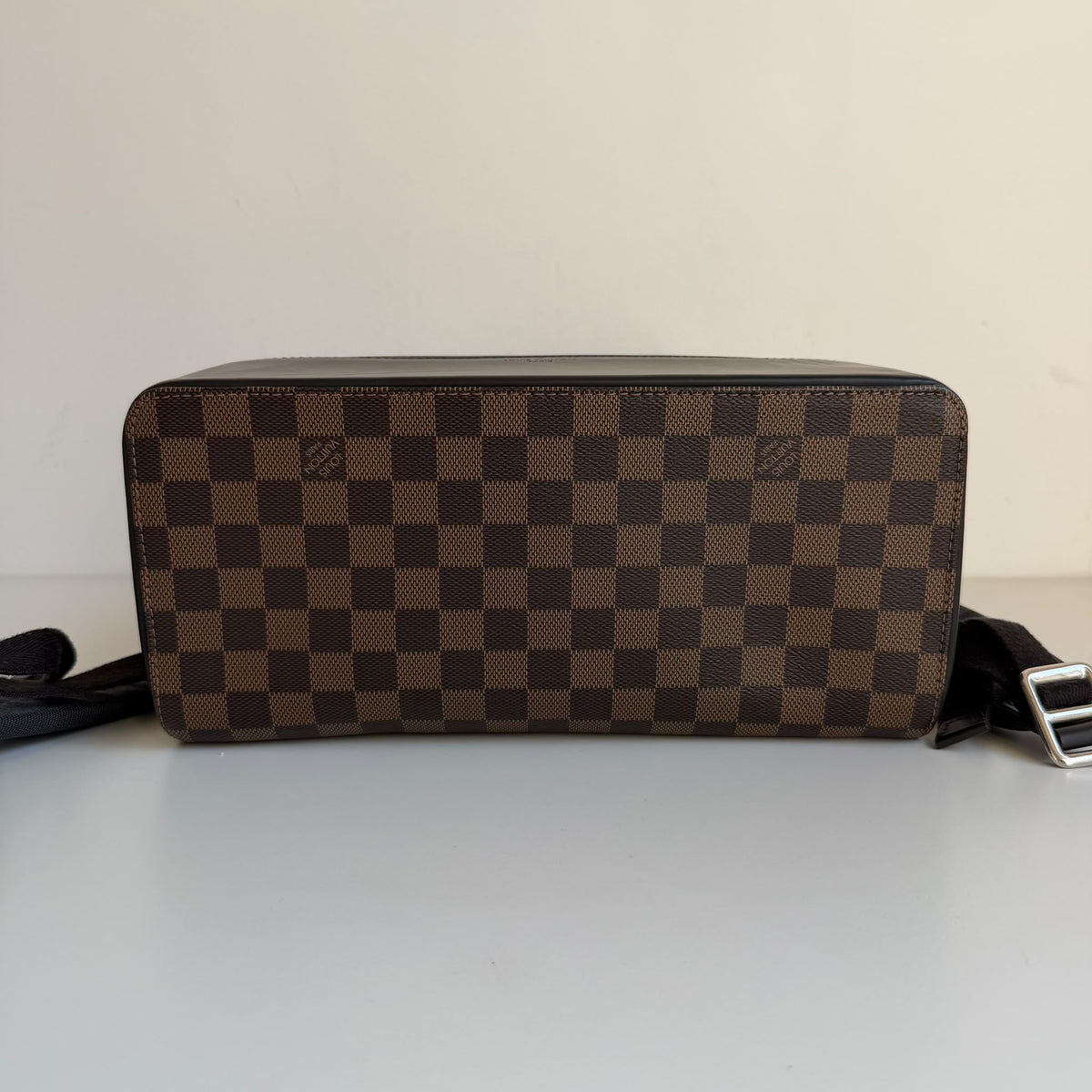 Louis Vuitton Jake