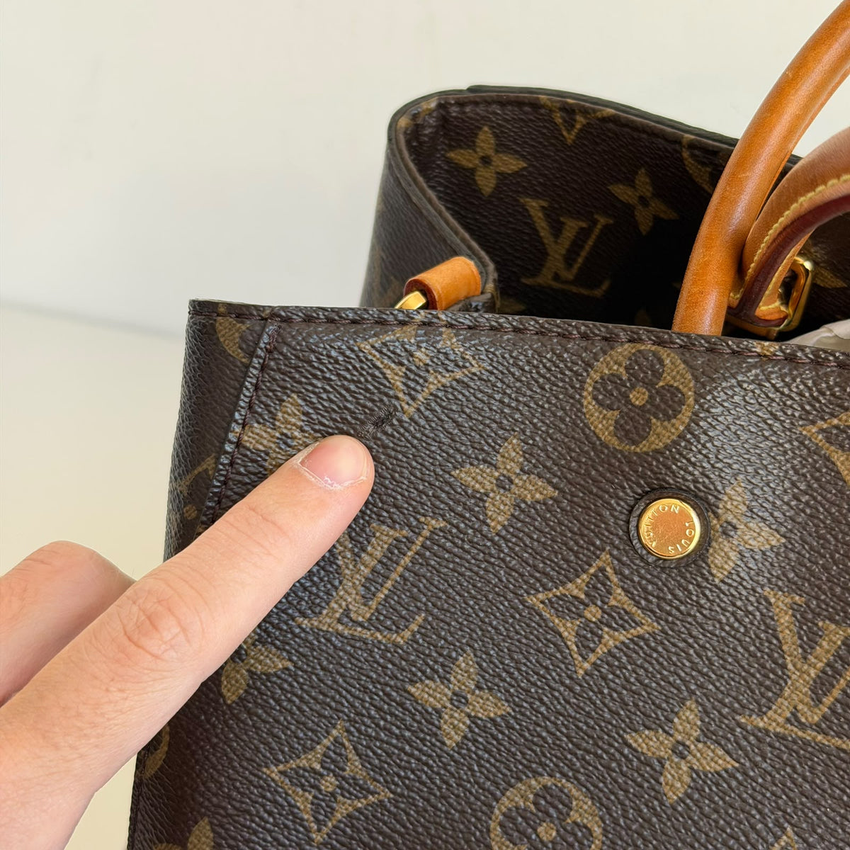 Louis Vuitton Montaigne