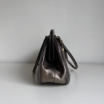 Prada Doctor